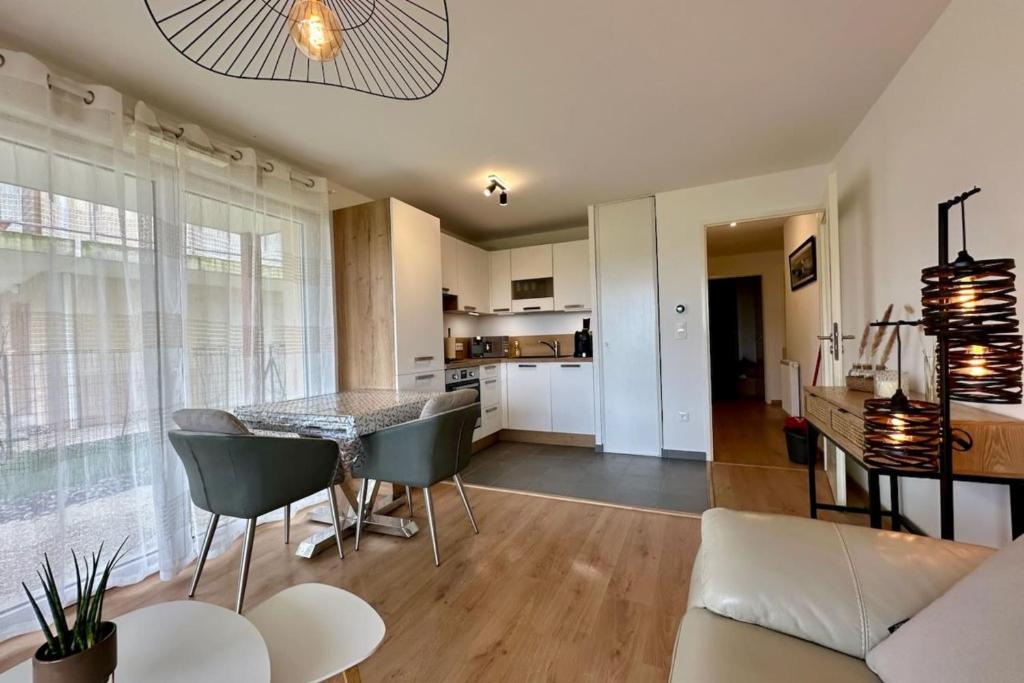 A dream apartment in Étaples photo 3