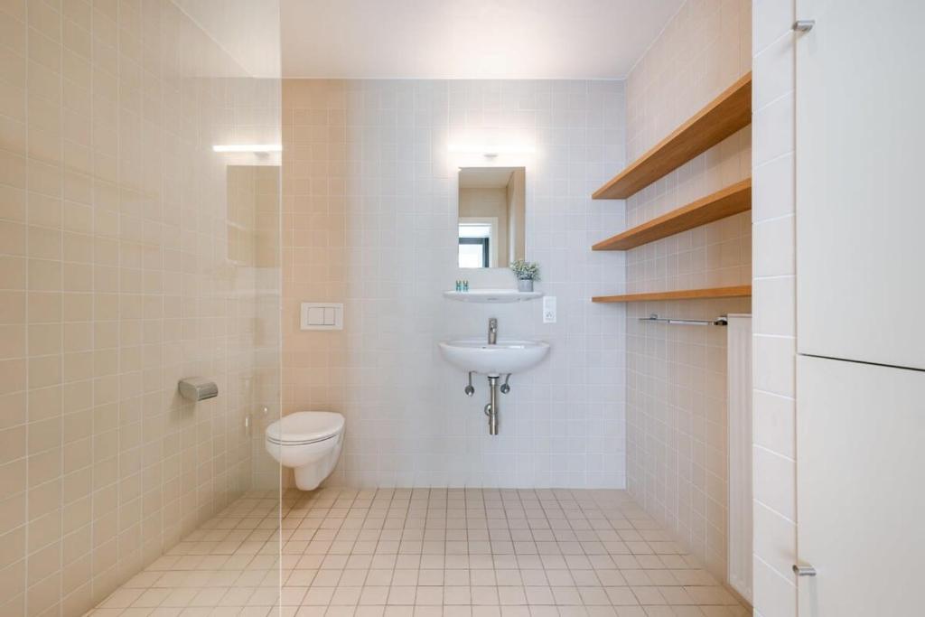 Huswell - Spacious guest room in Bruges photo 2