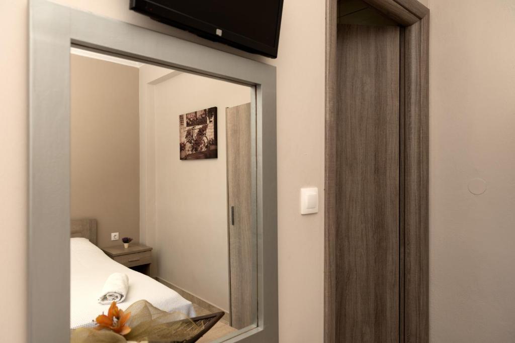 Tzamtzis Apartments photo 2