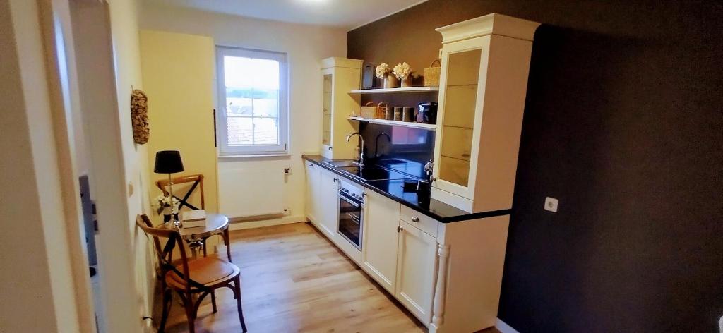Ferienwohnung Klettbach - 50 m², 2 Zimmer, Küche, Bad, PKW-Stellplatz photo 2