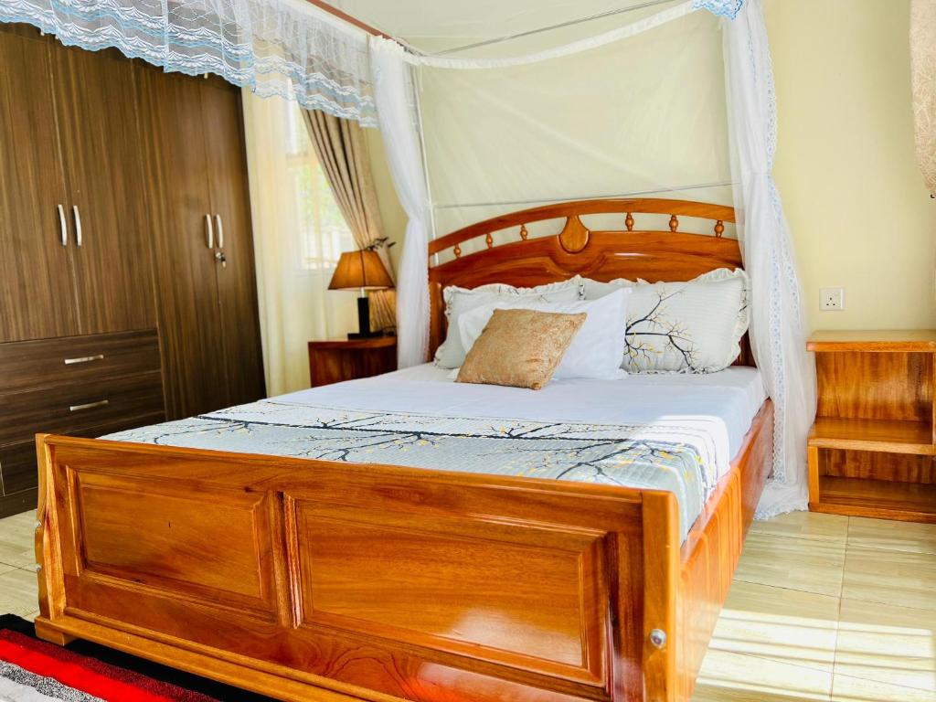 3 bedroom apartment in Mirembe Villas Kigo, Kampala, Entebbe Uganda photo 1