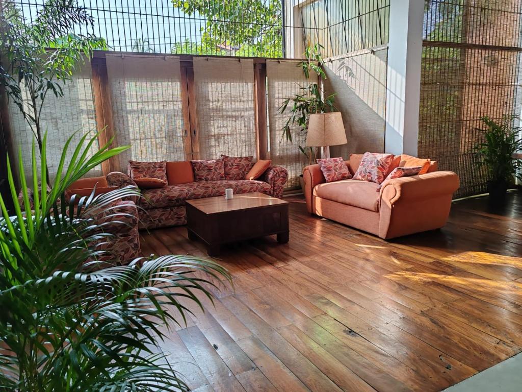 Serene Luxury Villa in Colombo photo 2