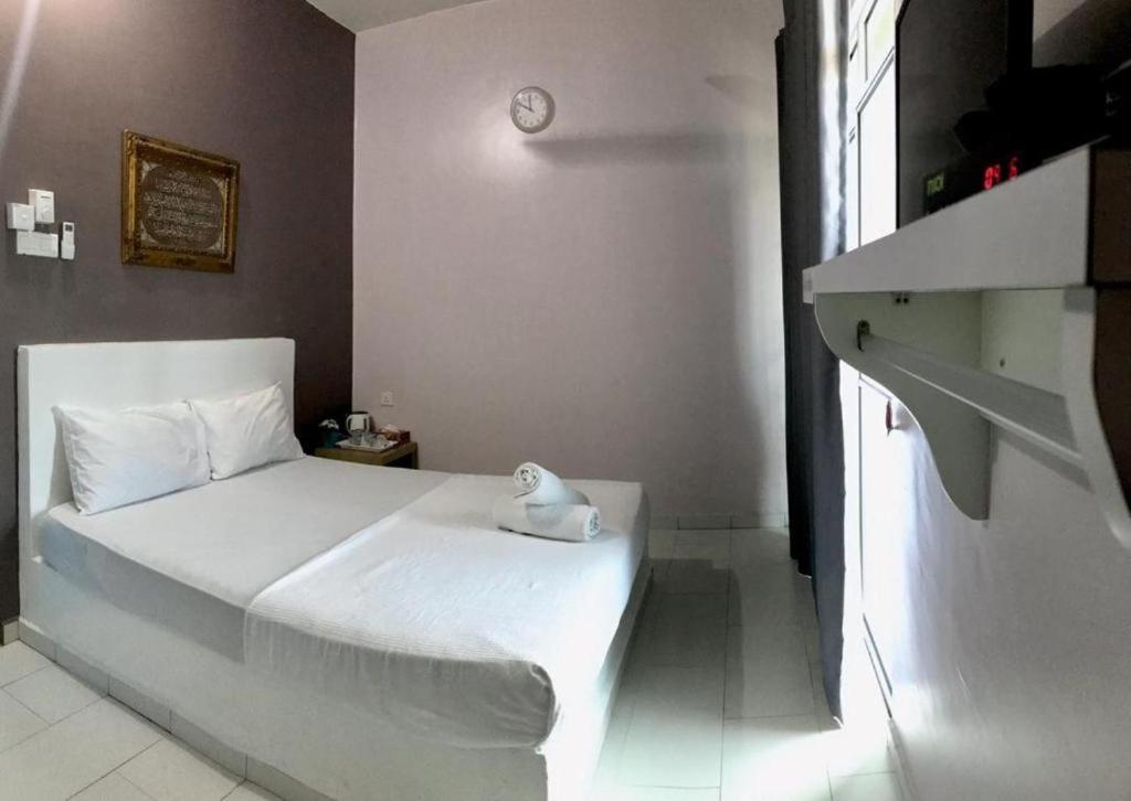 Alia Express Aqil Beach Inn photo 1