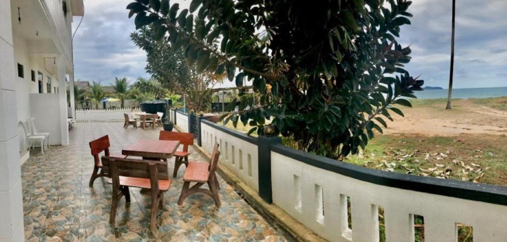 Alia Express Aqil Beach Inn photo 3