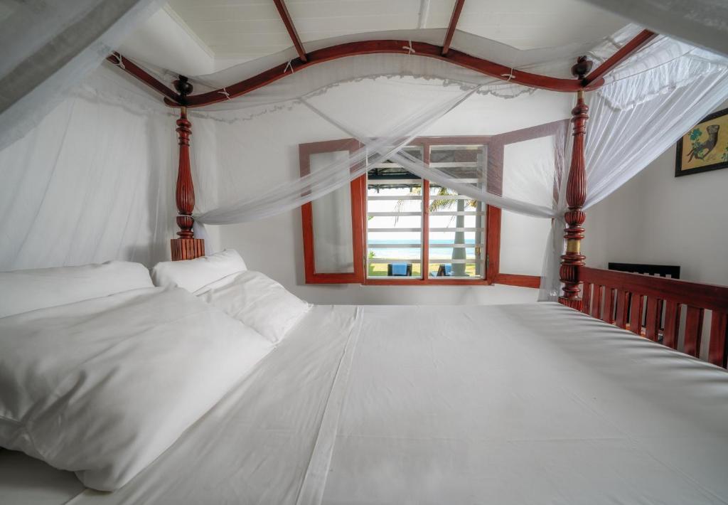 Sinhala Beach Villa photo 3