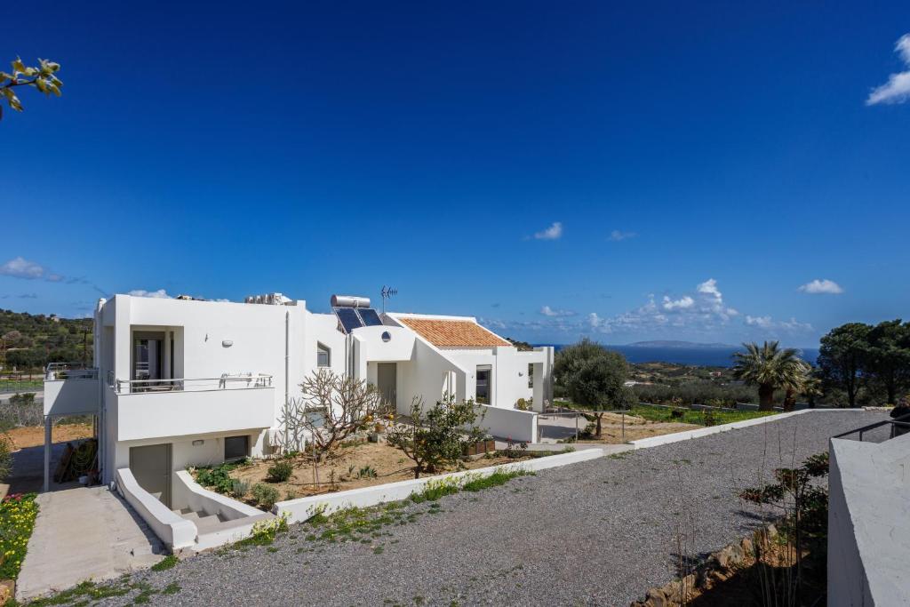 Aelia Home, Agia Pelagia - Tap to explore photos