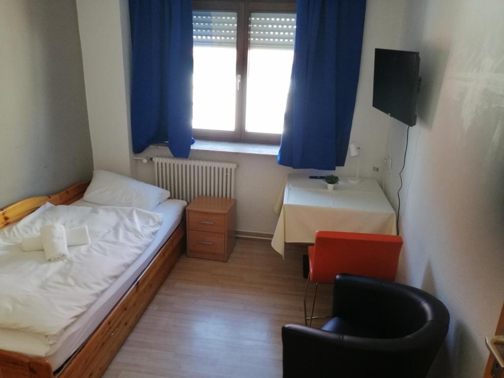 Zimmervermietung Gasthof Lamm, Zugang selbstständig über Schlüsseltresor photo 4