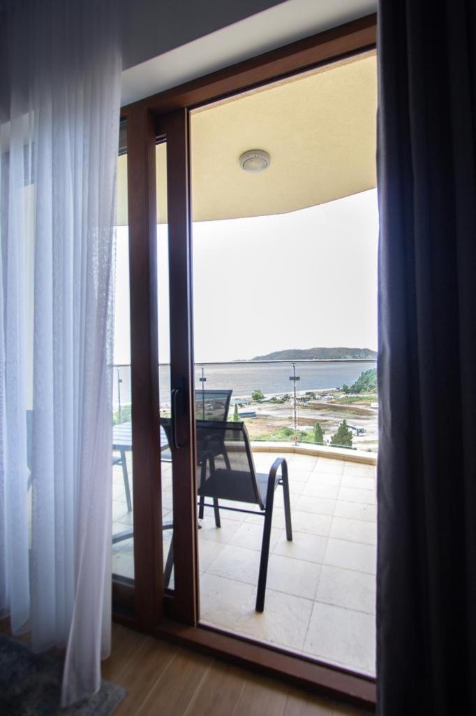 Sea View Apartments A33 photo 1