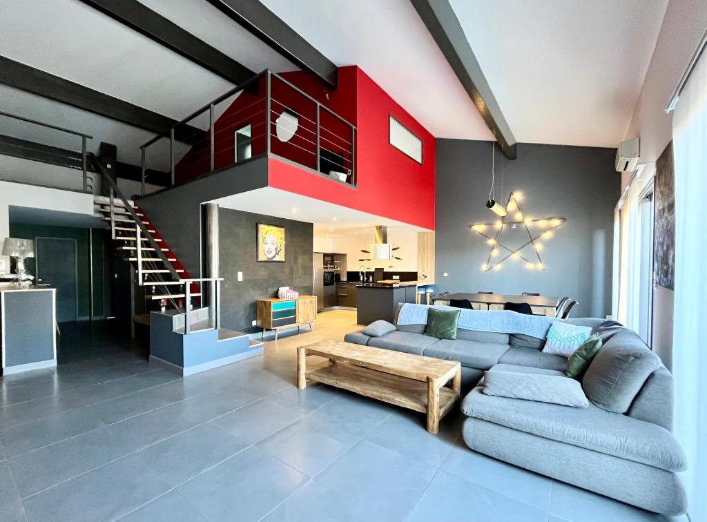 Loft 174m2, Terrasse, Garages privé/ proche Valence