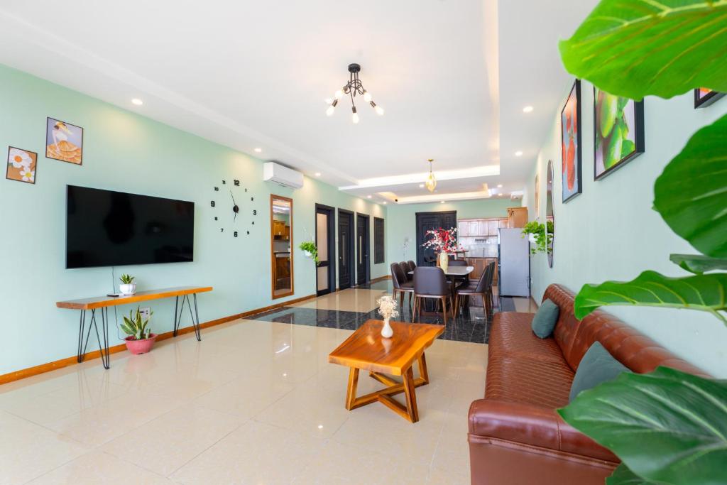 Căn Hộ '4' OaSky Xéo Biển 3 Phòng Ngủ - Oasky Apartment with diagonal sea view
