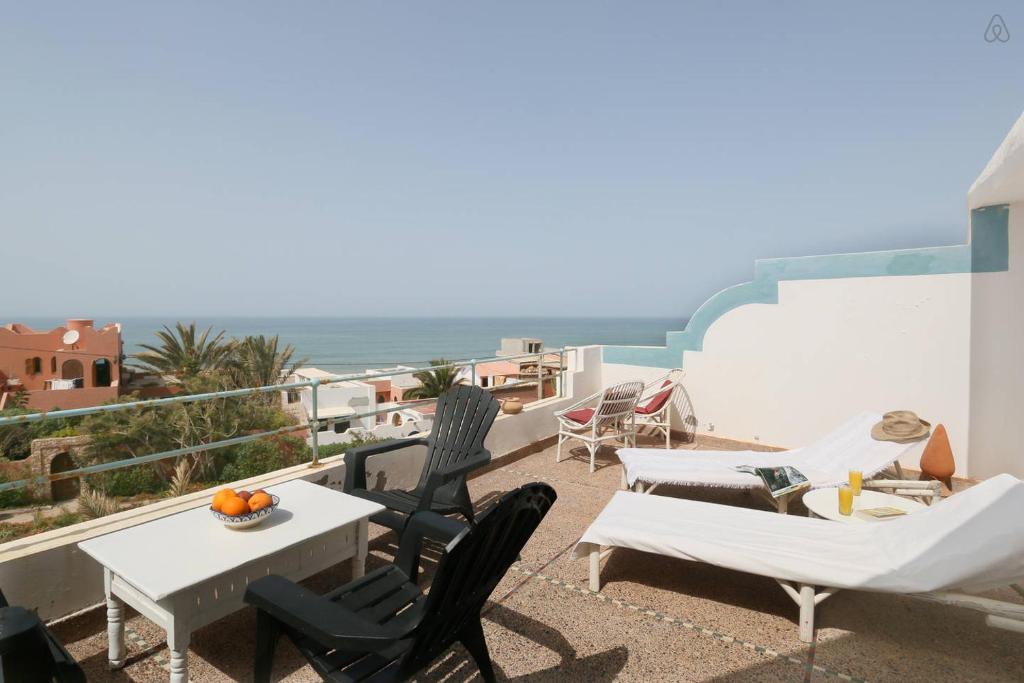 Villa vue mer Mirleft - ménage et Cuisinière à mi-temps photo 2