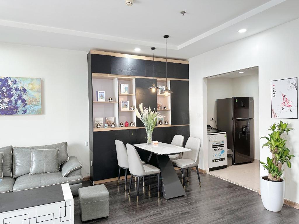 Cozy 2BR Apartment in City Center