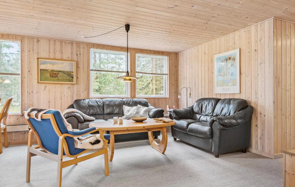 3 Bedroom Lovely Home In Ans By photo 2