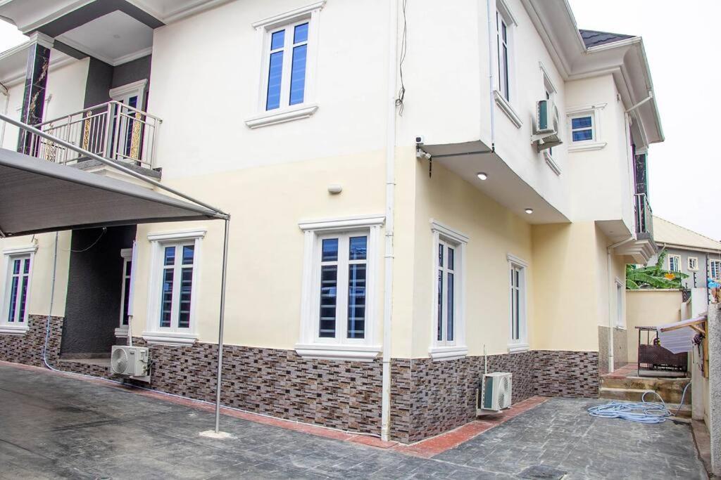 Cozy Urban Oasis 3 Bedroom in Ogba, Ikeja, Lagos