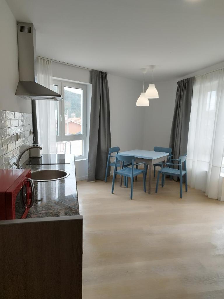 Apartamentos y estudios EL CENTRO photo 1