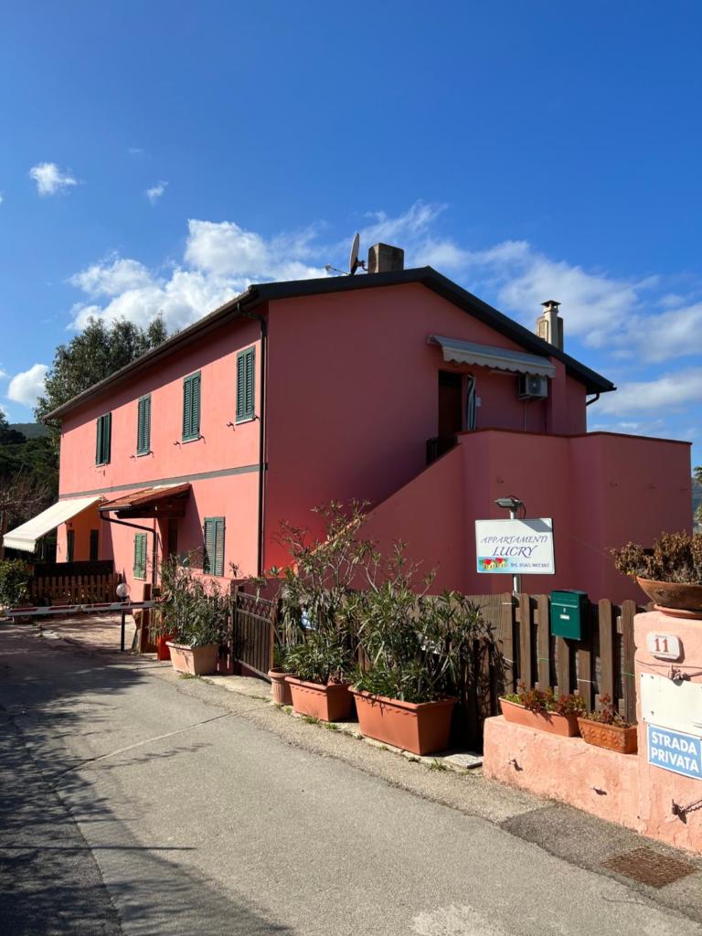 Appartamenti Lucry photo 2