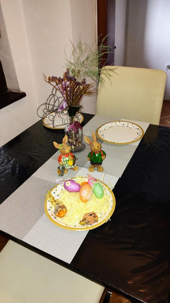 View photo 2