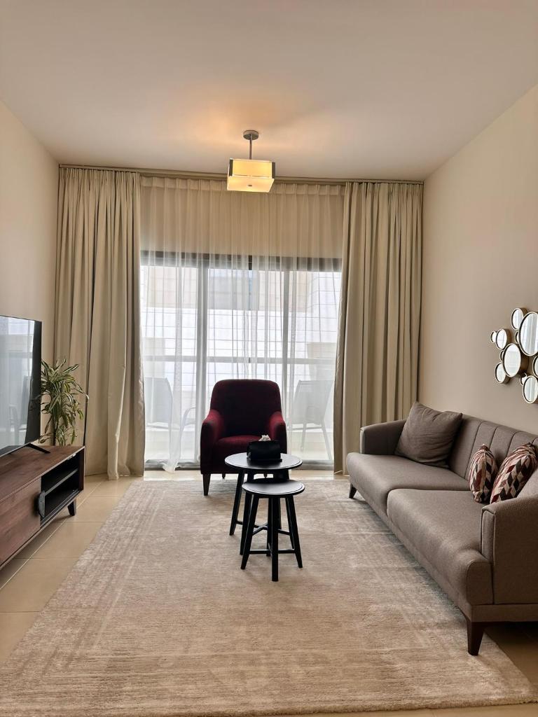 City Gem - 1 Bedroom, 3 Beds photo 2
