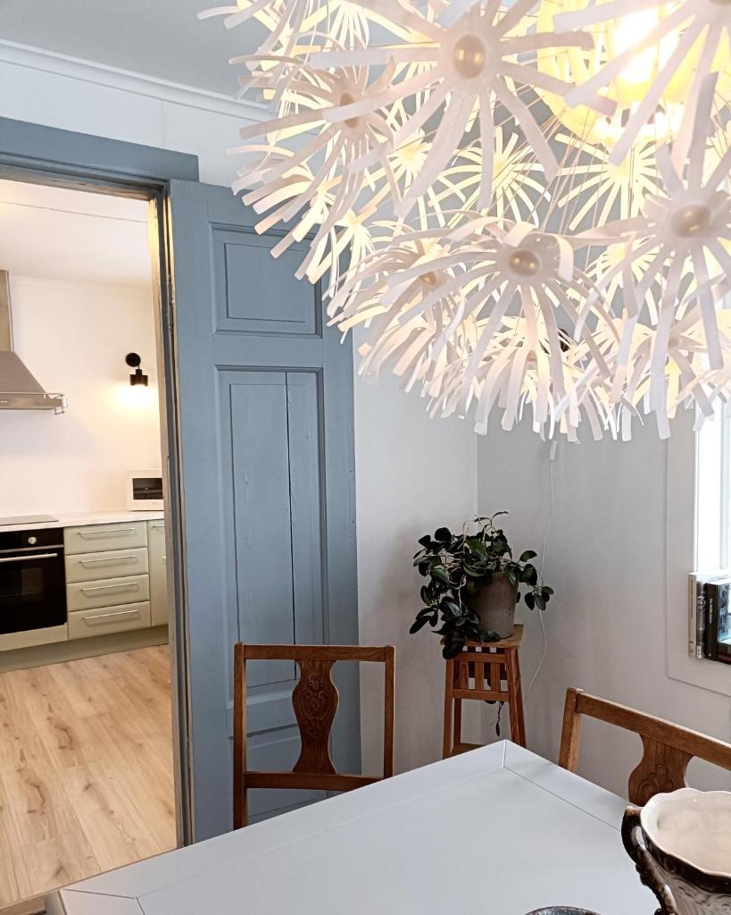 Charming house in Ulsteinvik with free parking photo 3
