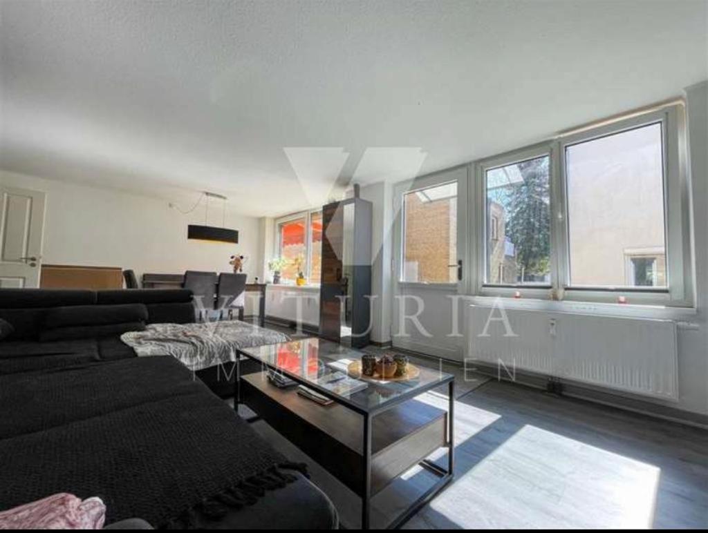 Apartment mit Terrasse + Parkplatz