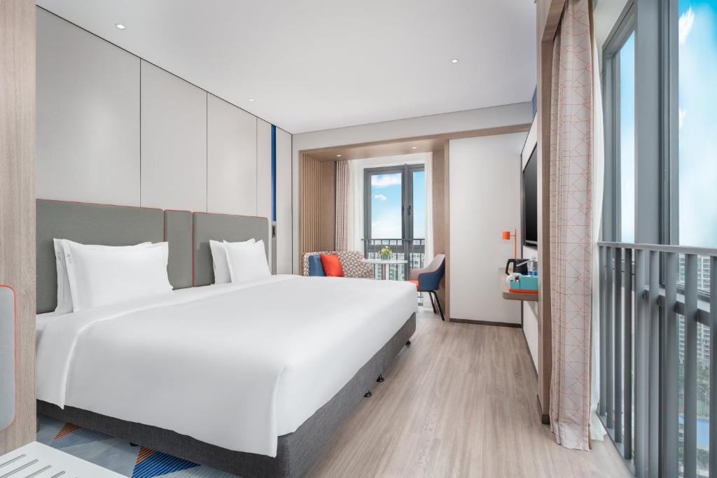 Holiday Inn Express Guangzhou Panyu Dashi, an IHG Hotel photo 3