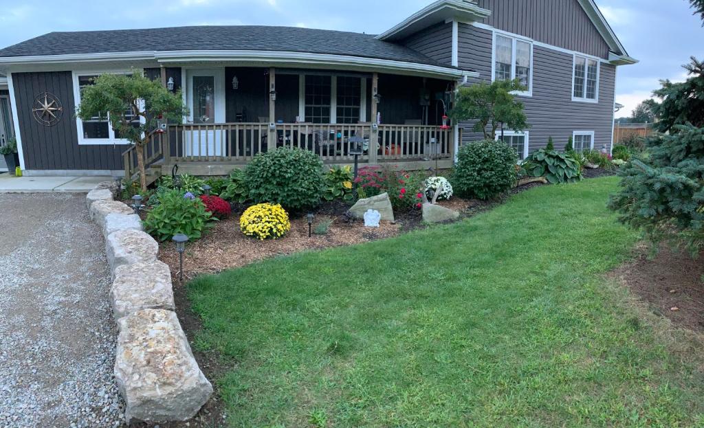 MonJardin Bed and Breakfast