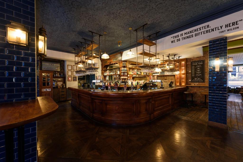 Abel Heywood Boutique Hotel - Tap to explore photos