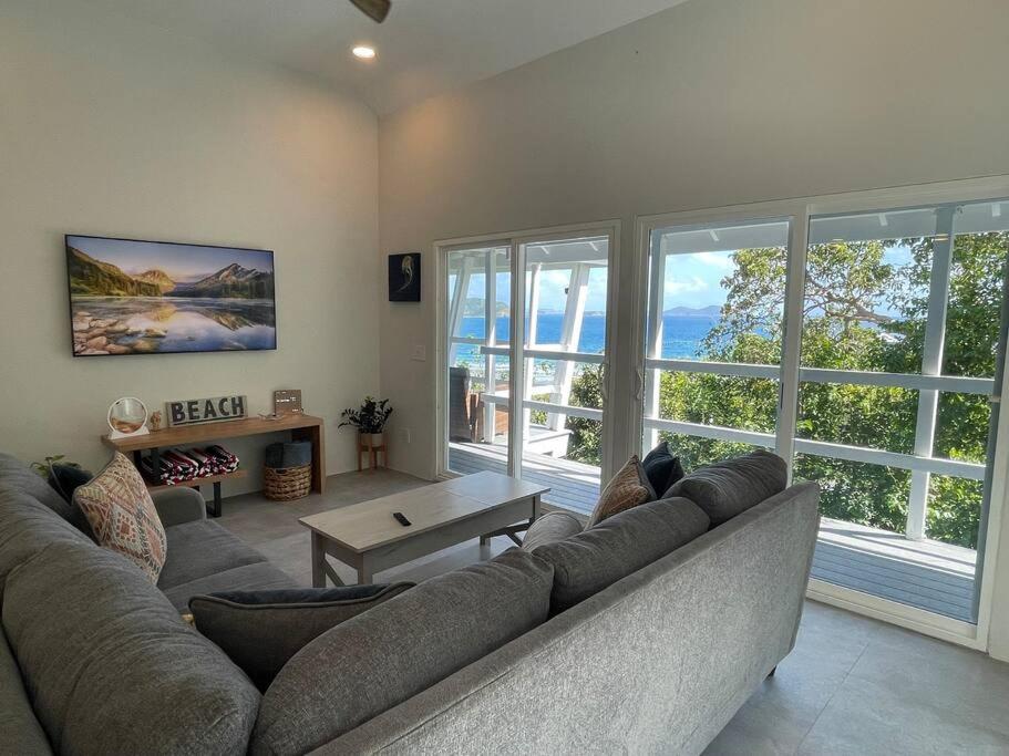 Sea Cave - Listen to the ocean from your bedroom! photo 2