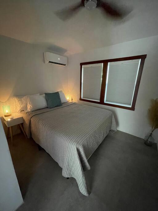 Sea Cave - Listen to the ocean from your bedroom! photo 4