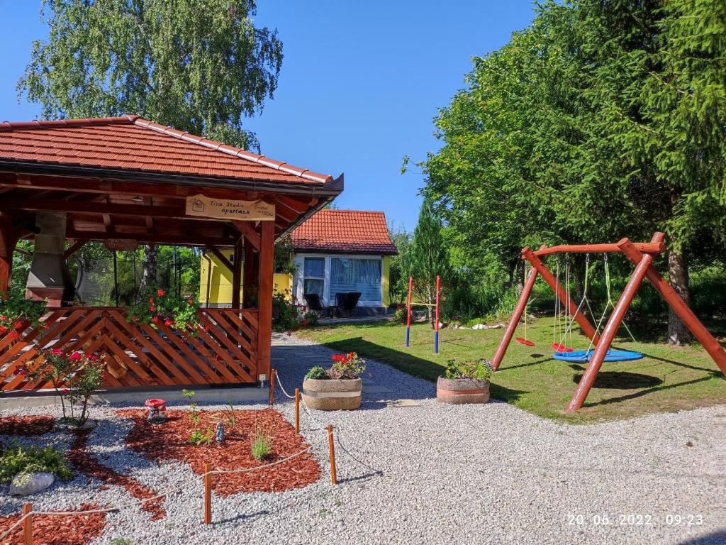 Family friendly house with a swimming pool Tounj, Gorski kotar - 17577 photo 3