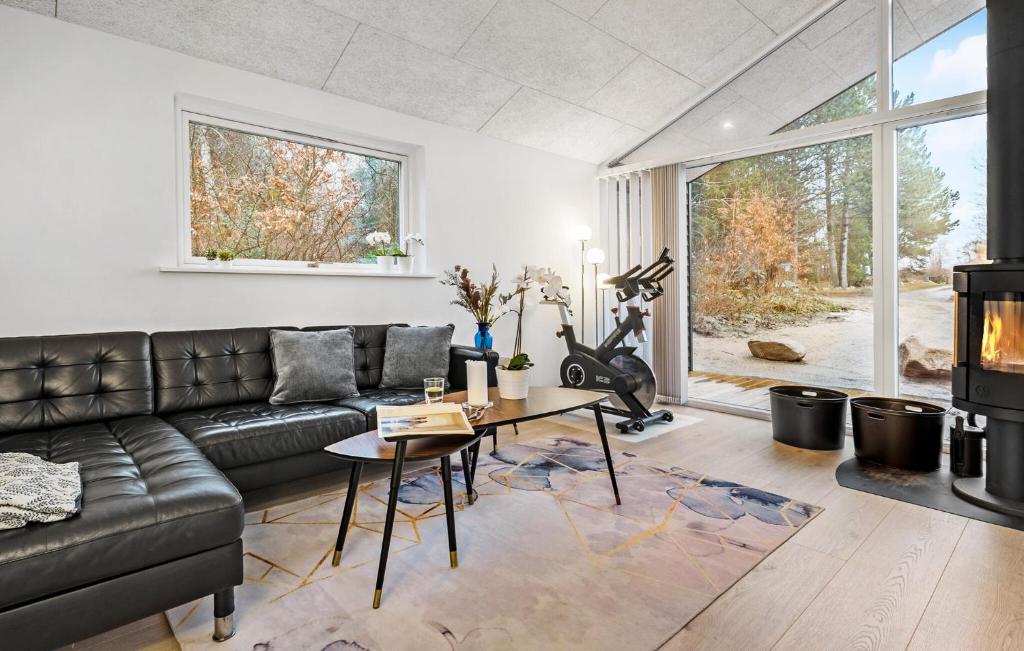 Gorgeous Home In Nykbing Sj With Kitchen photo 2