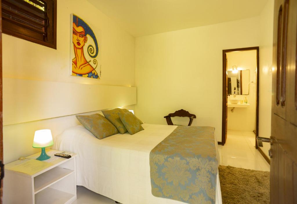 Regina Apartments photo 4
