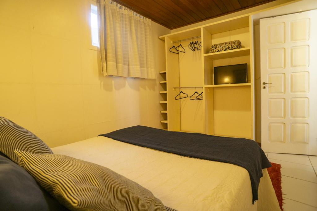 Regina Apartments photo 3