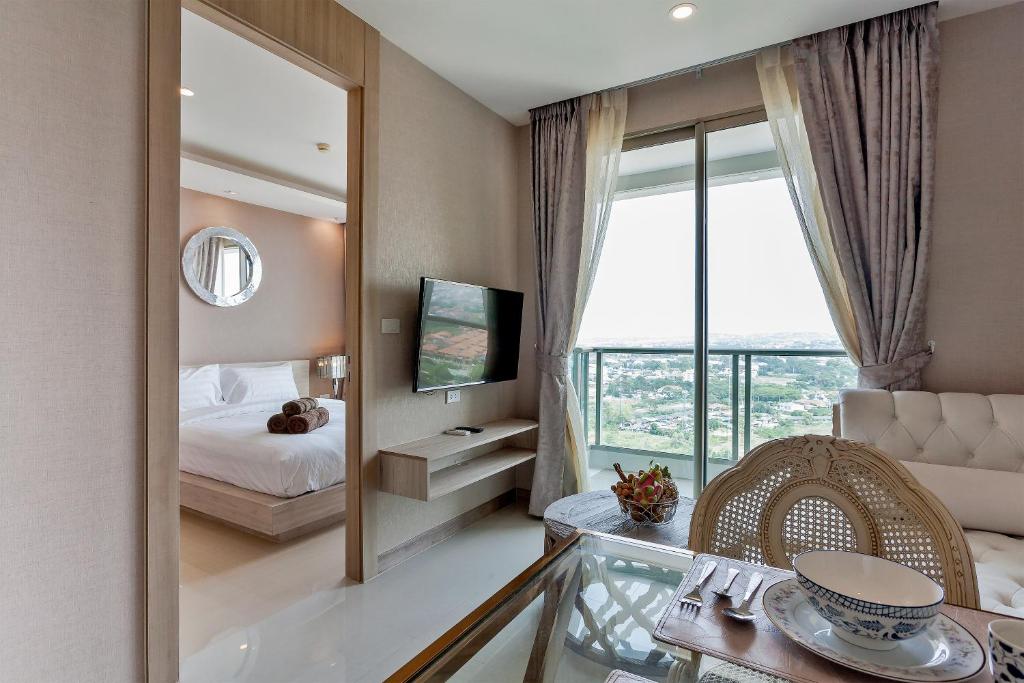 Riviera New Apartments - 100 m to Jomtien Beach photo 1