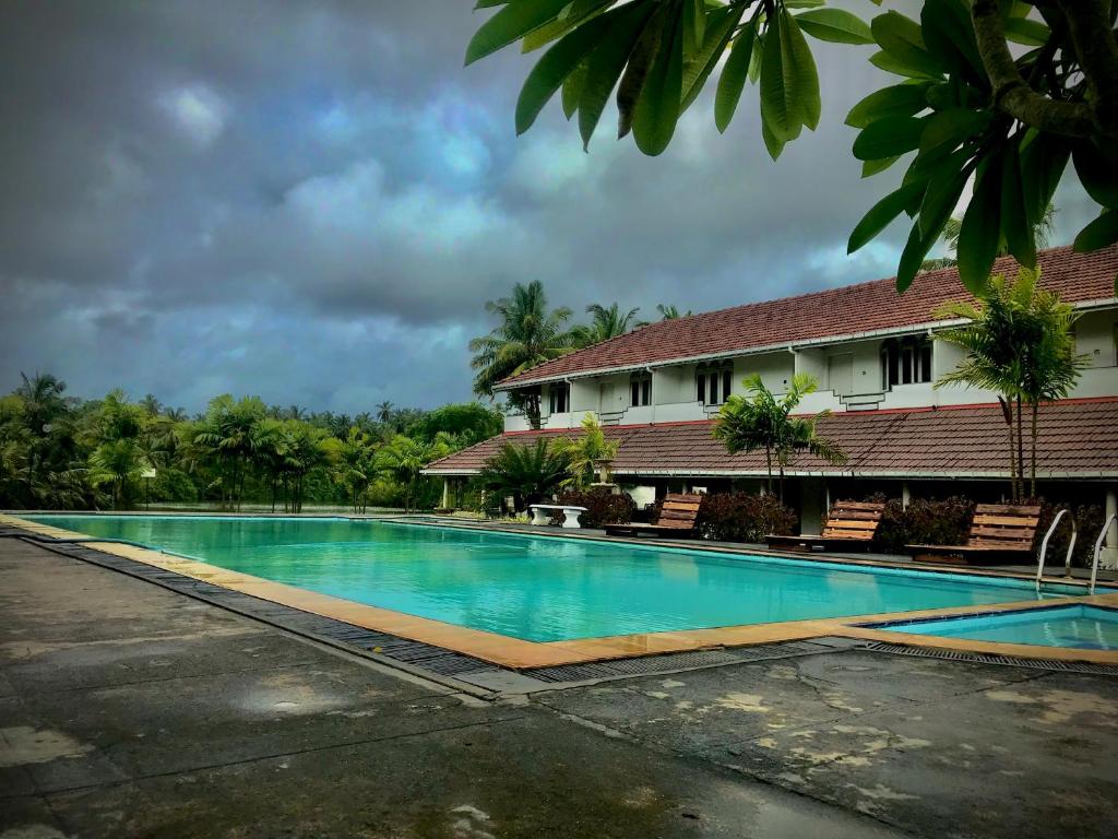 Green Island Nature lodge and Villa