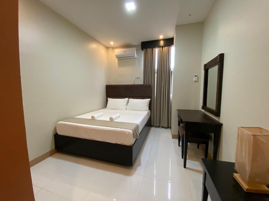 Eight Breeze Room Type - Double Room