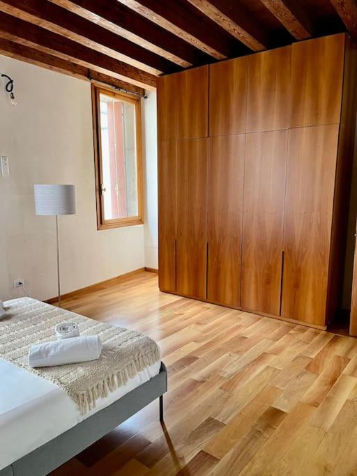 Il Duomo,150 meters. Charm Home in Downtown photo 2