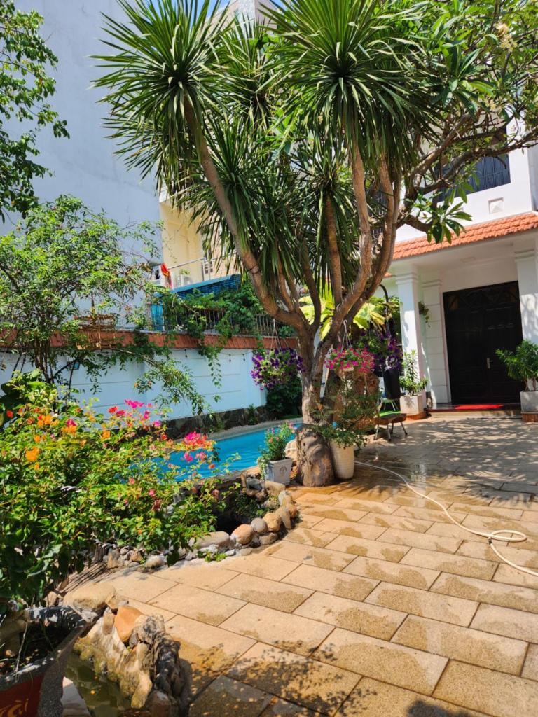 Moon's Villa