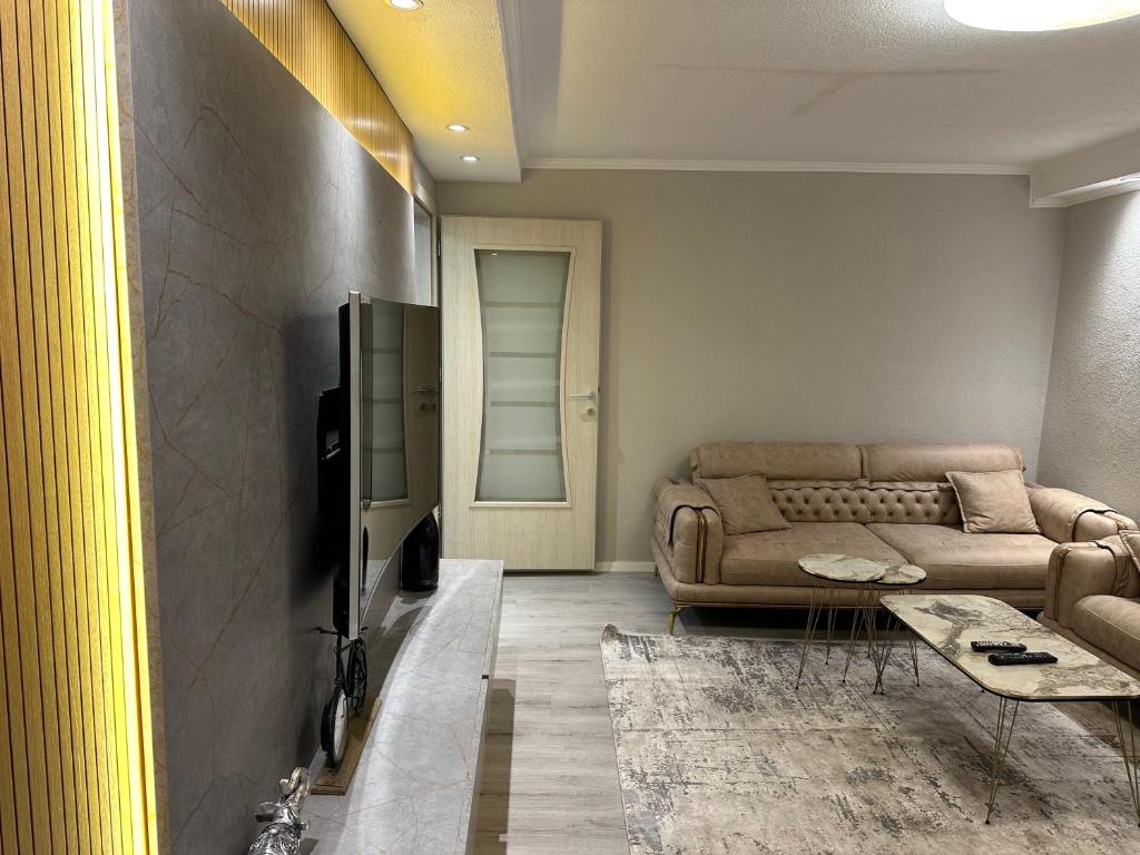 Skyline Apartment 2 photo 3