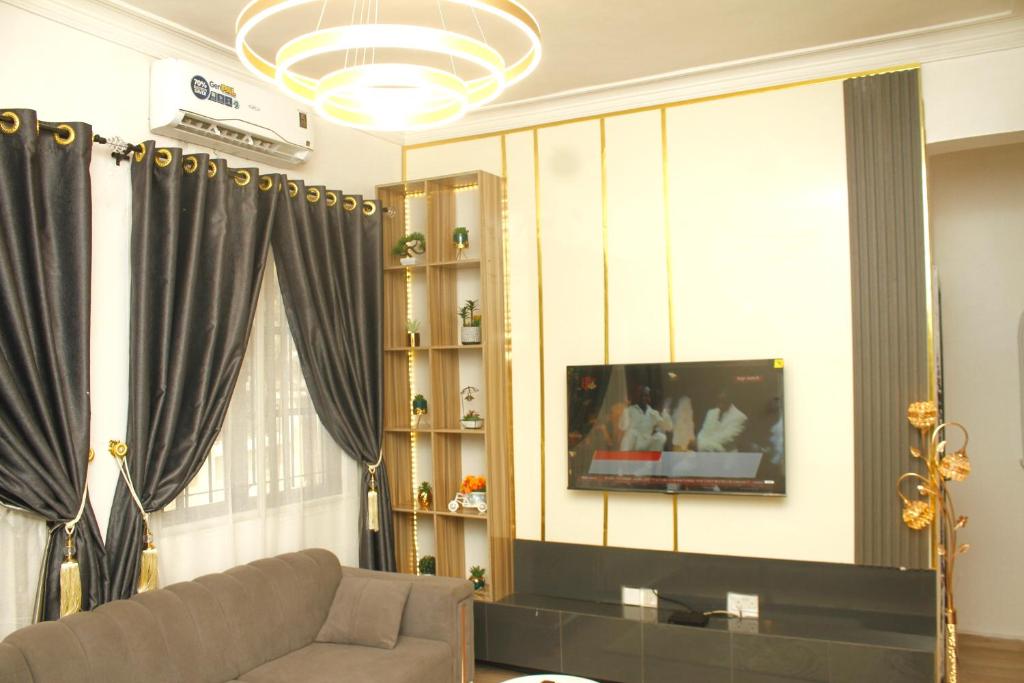AnniJ luxury