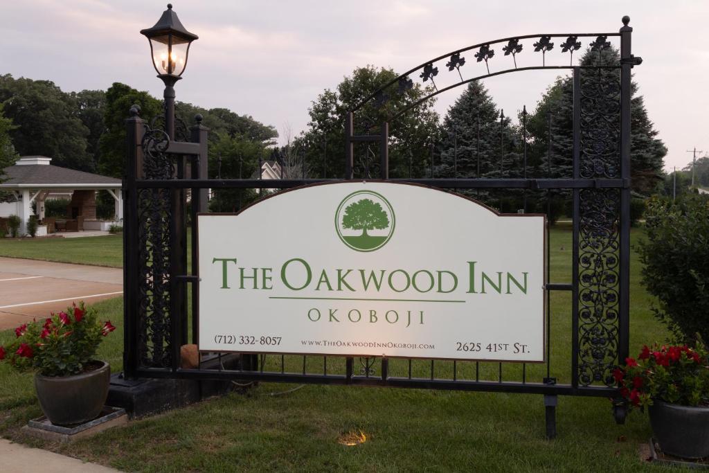 The Oakwood Inn photo 1