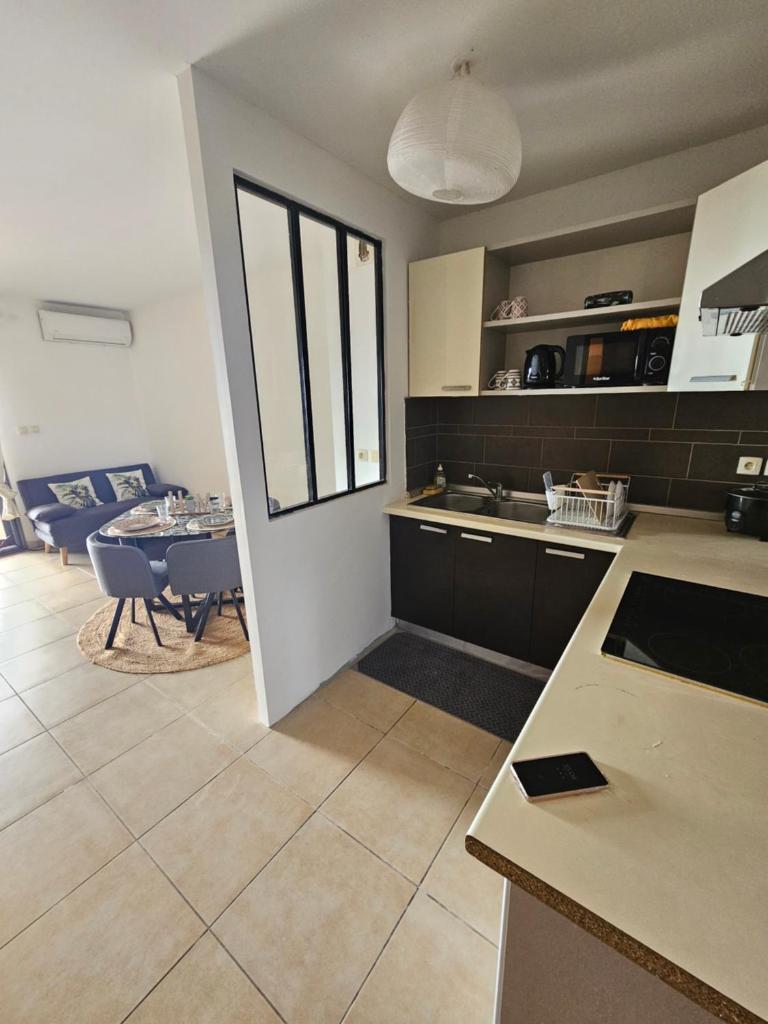SEAVIEW APPT photo 3