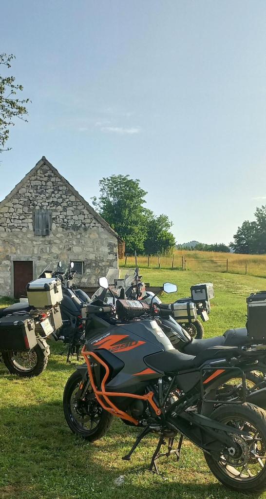 The bikers' corner photo 3