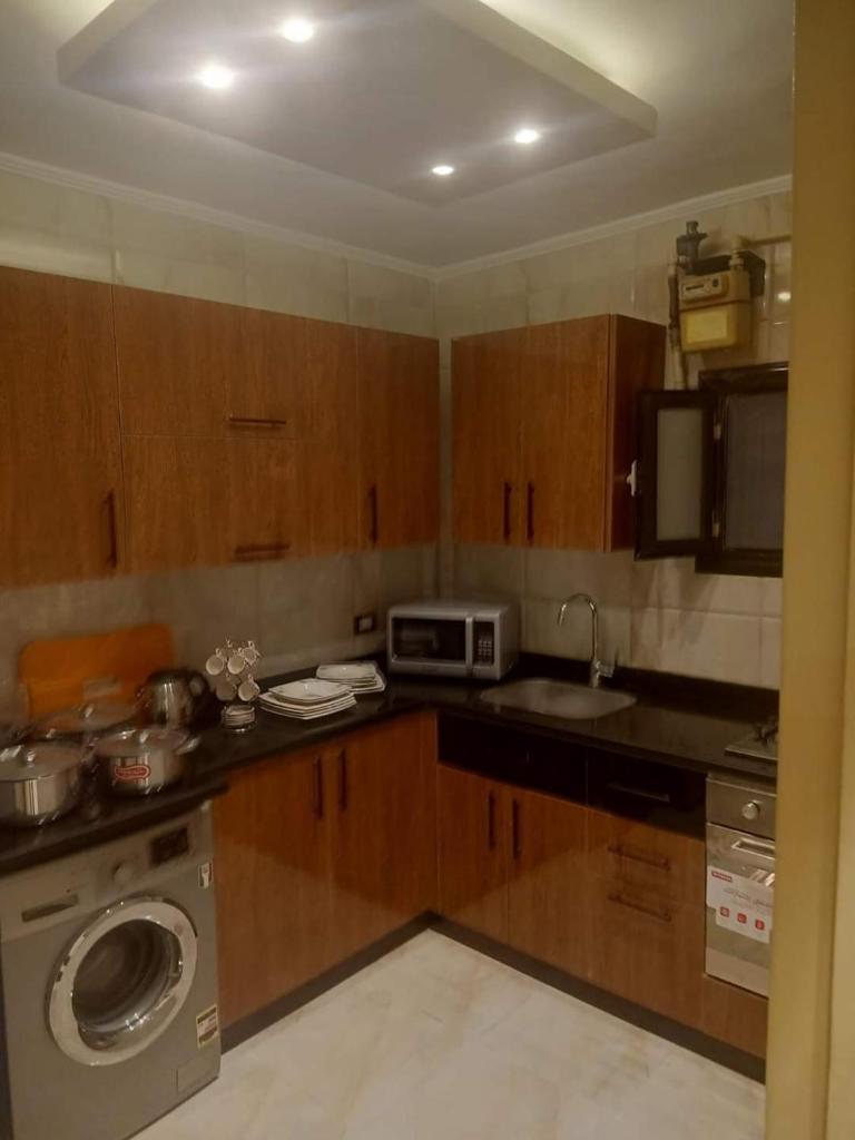 عمارات الضباط مصطفي كامل الاستثماري عماره رقم 2 شقه ٥٦ photo 1