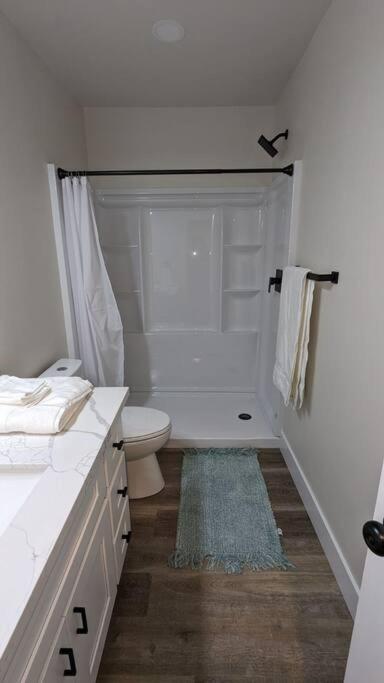 1BR ADU Retreat in Fresno photo 4