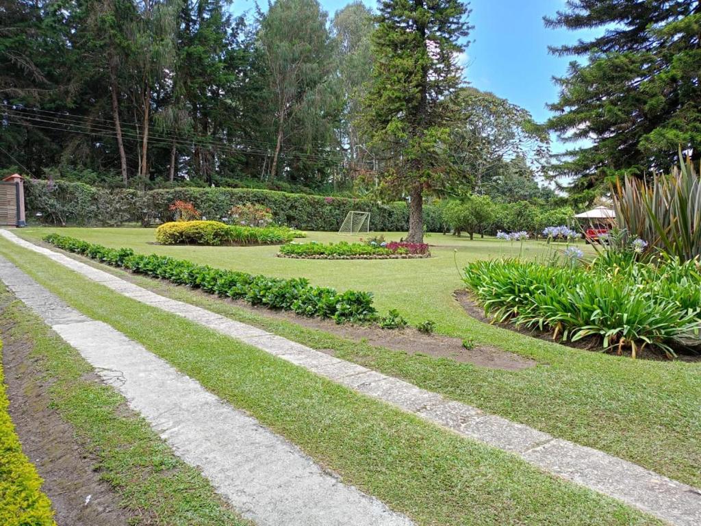 CASA CAMPESTRE EN LLANOGRANDE photo 1