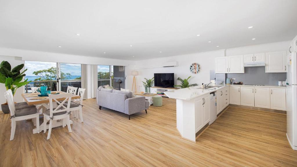Nelson Bay CBD Apartment No 41 Nelson Towers photo 4