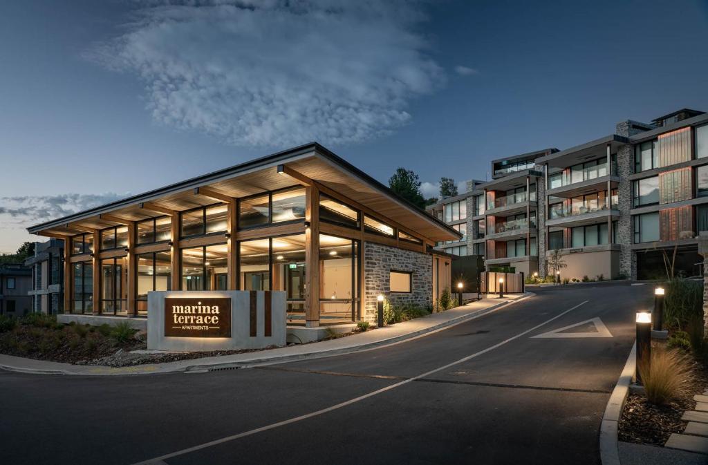 Marina Terrace, Wanaka photo 4