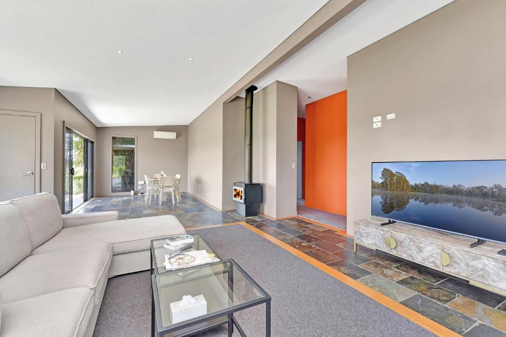 Managers Residence at Milbrodale Estate photo 4