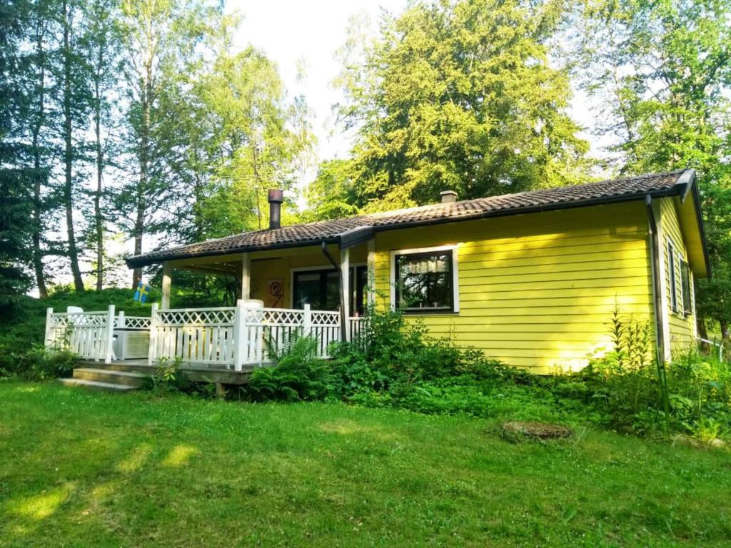 Cozy cottage in Vollsjo